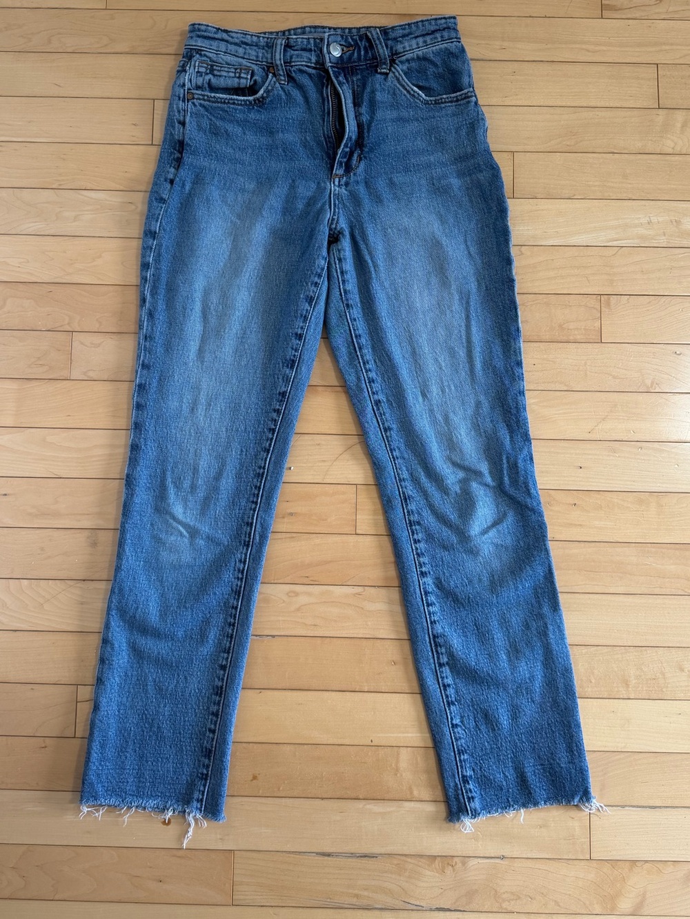 Joe’s Jeans Paula Cropped Straight Leg Jeans Medium Wash Raw Hem